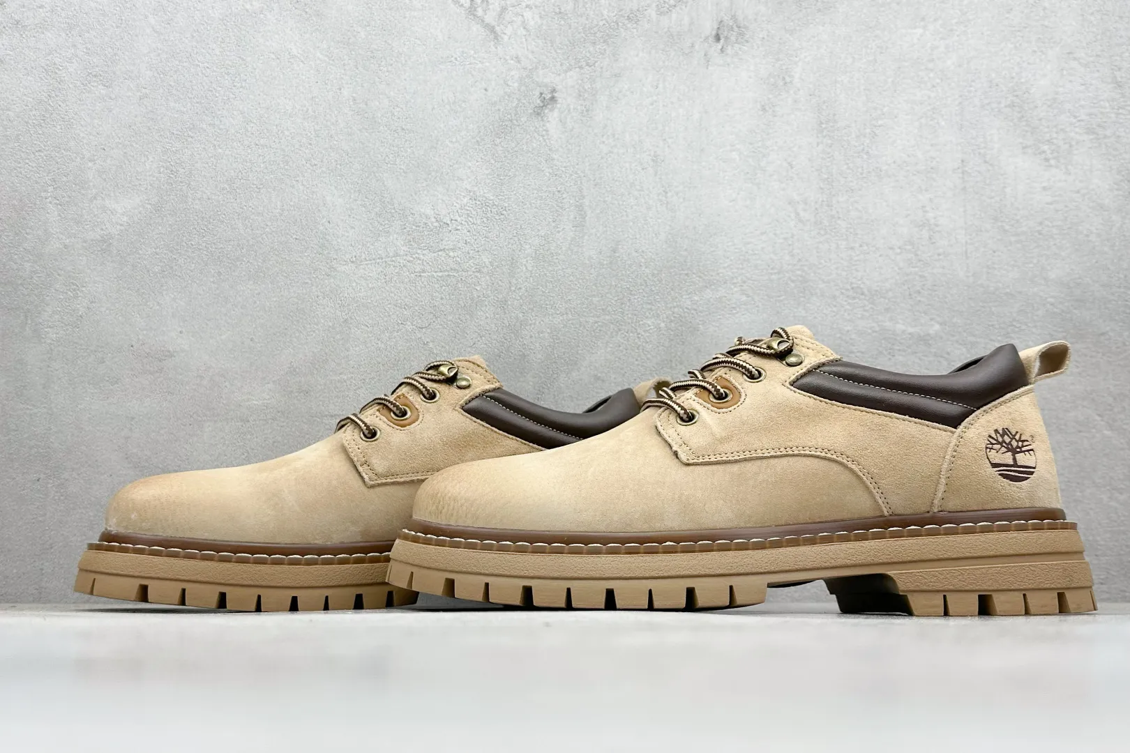 🐲💰 560 support store Timberland/Timberland classic outdoor low-top work casual shoes, classic re-upgraded, Guangdong factory quality, original box and original packaging, the fabric is made of Italian 🇮🇹 top-grade frosted cowhide, with anti-odor and anti-corrosion genuine leather latex insoles, giving you a perfect wearing experience, high quality and durable, a must-have for sportsmen, specializes in looking good, high-quality and first-class foot feel, exclusive supply Item number: TB73533 Size: 39-44 (one size larger)